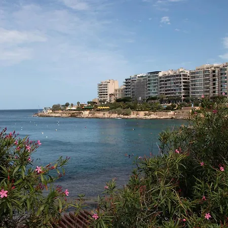 2br Stay, Steps From Sea & Ferry By 360 Estates