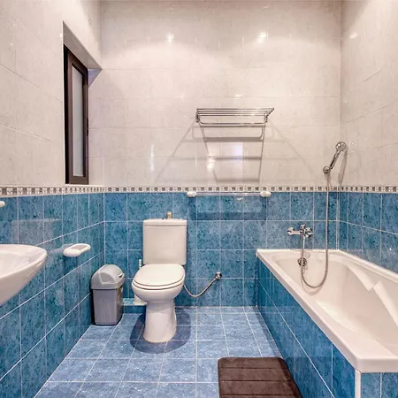 アパート 2br Stay, Steps From Sea & Ferry By 360 Estates スリーマ