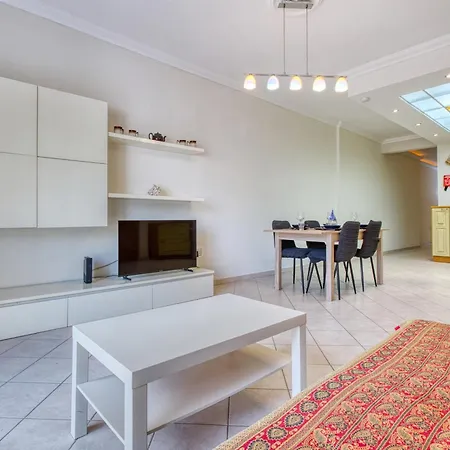 2br Stay, Steps From Sea & Ferry By 360 Estates Daire Sliema